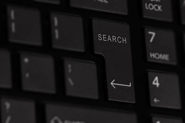 black keyboard